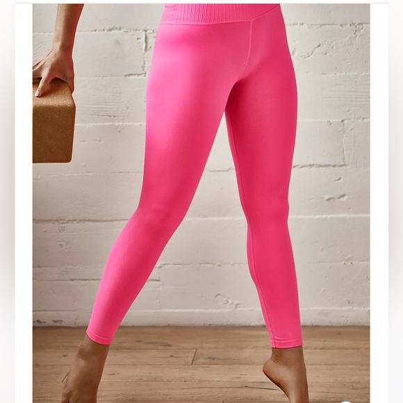 NWOT FP Movement High-Rise 7/8 Length Good Karma Leggings xs / small - Picture 2 of 7